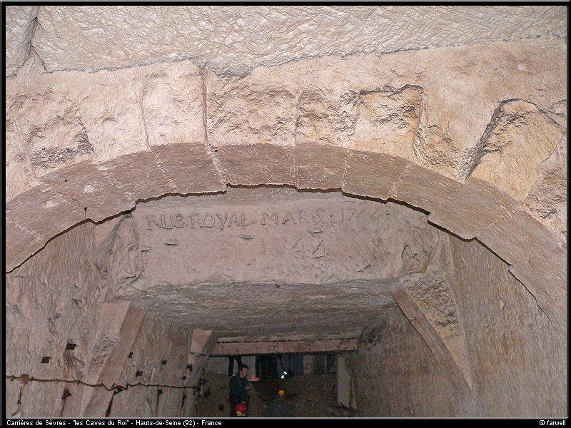 20041124_sevres47