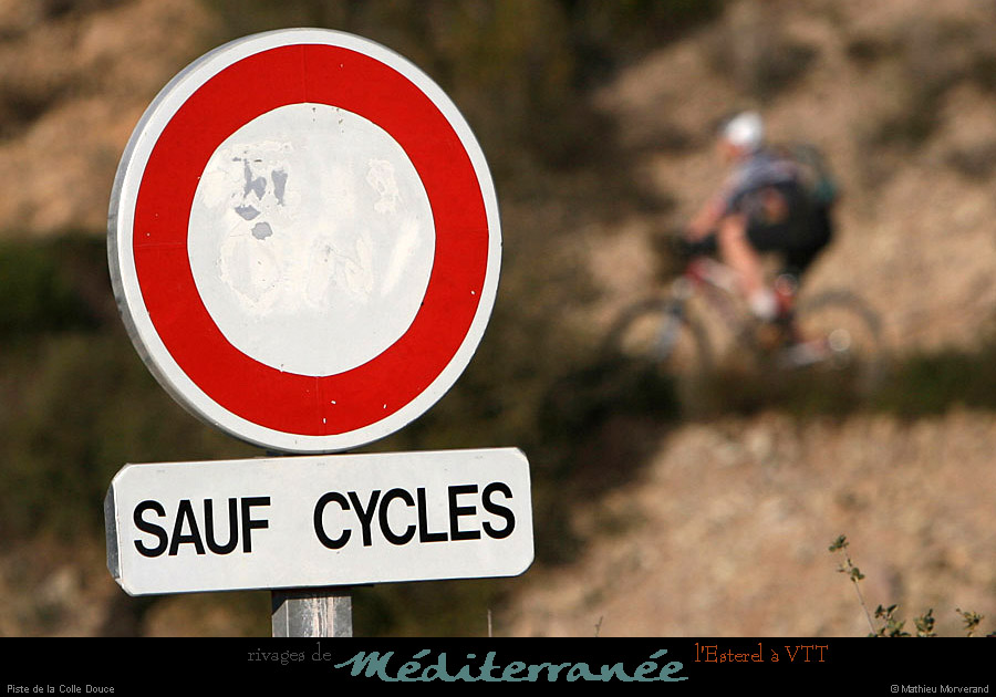 20120118_vtt_esterel_pistedecolledouce_balisage1