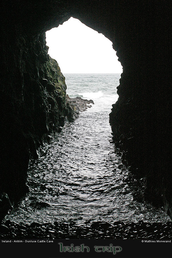 dunlucecastlecave01
