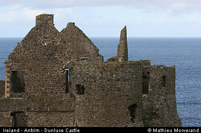 dunlucecastle08
