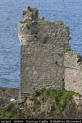 dunlucecastle09