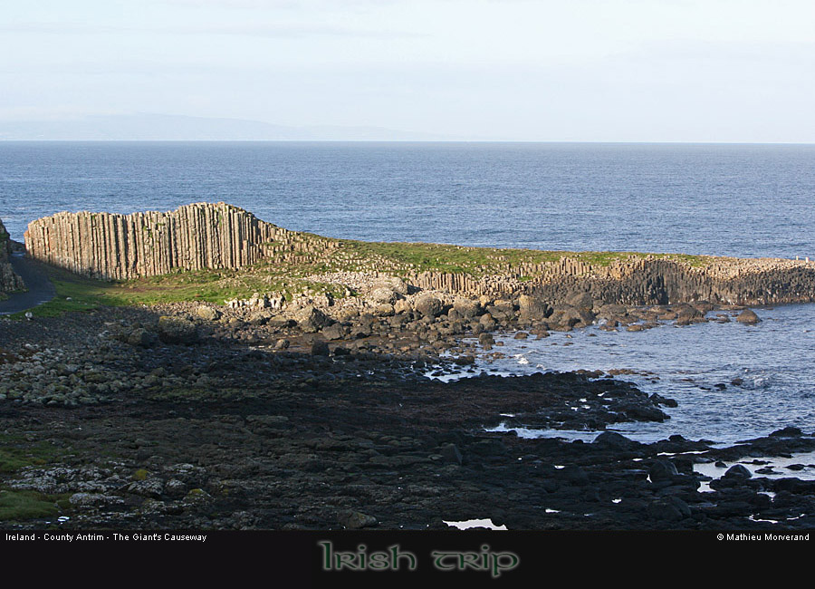 giantcauseway44titledcolumns