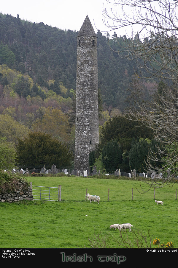 glendalough_roundtower01