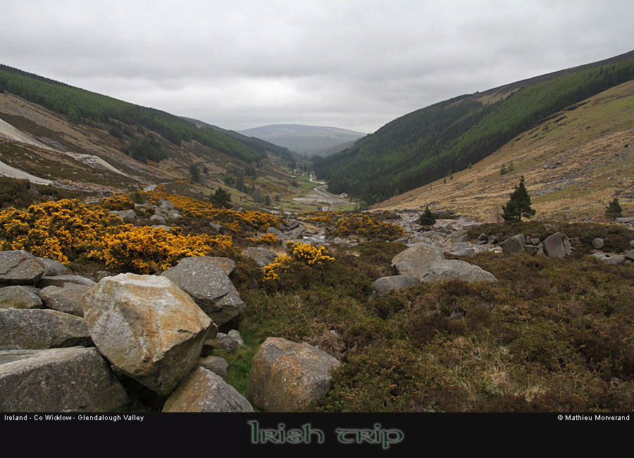 glendalough_valley1