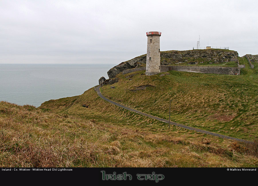 wicklow_head_oldlighthouseb02