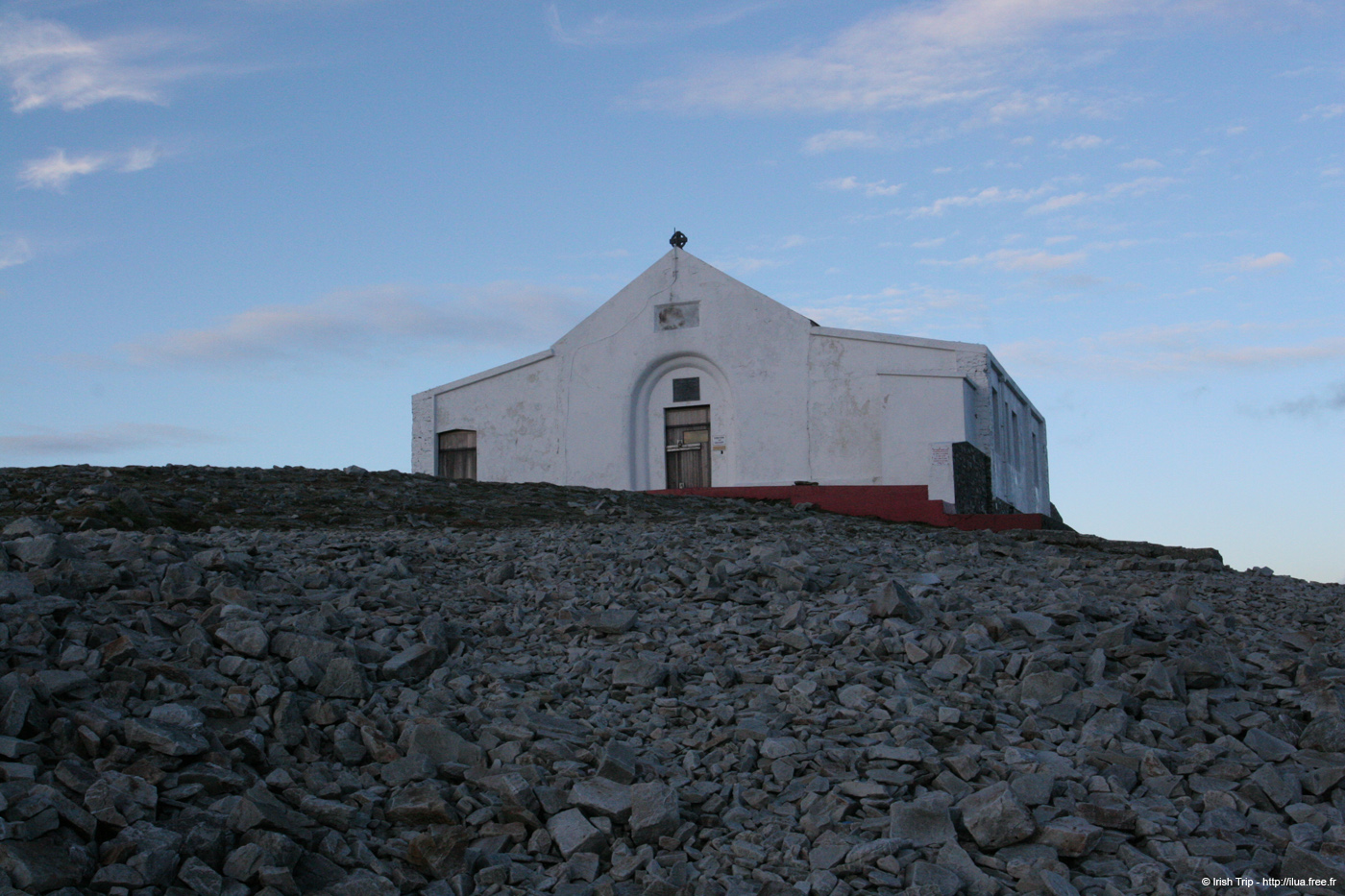 20060331_6_croaghpatrick_sommet_chapelle_2