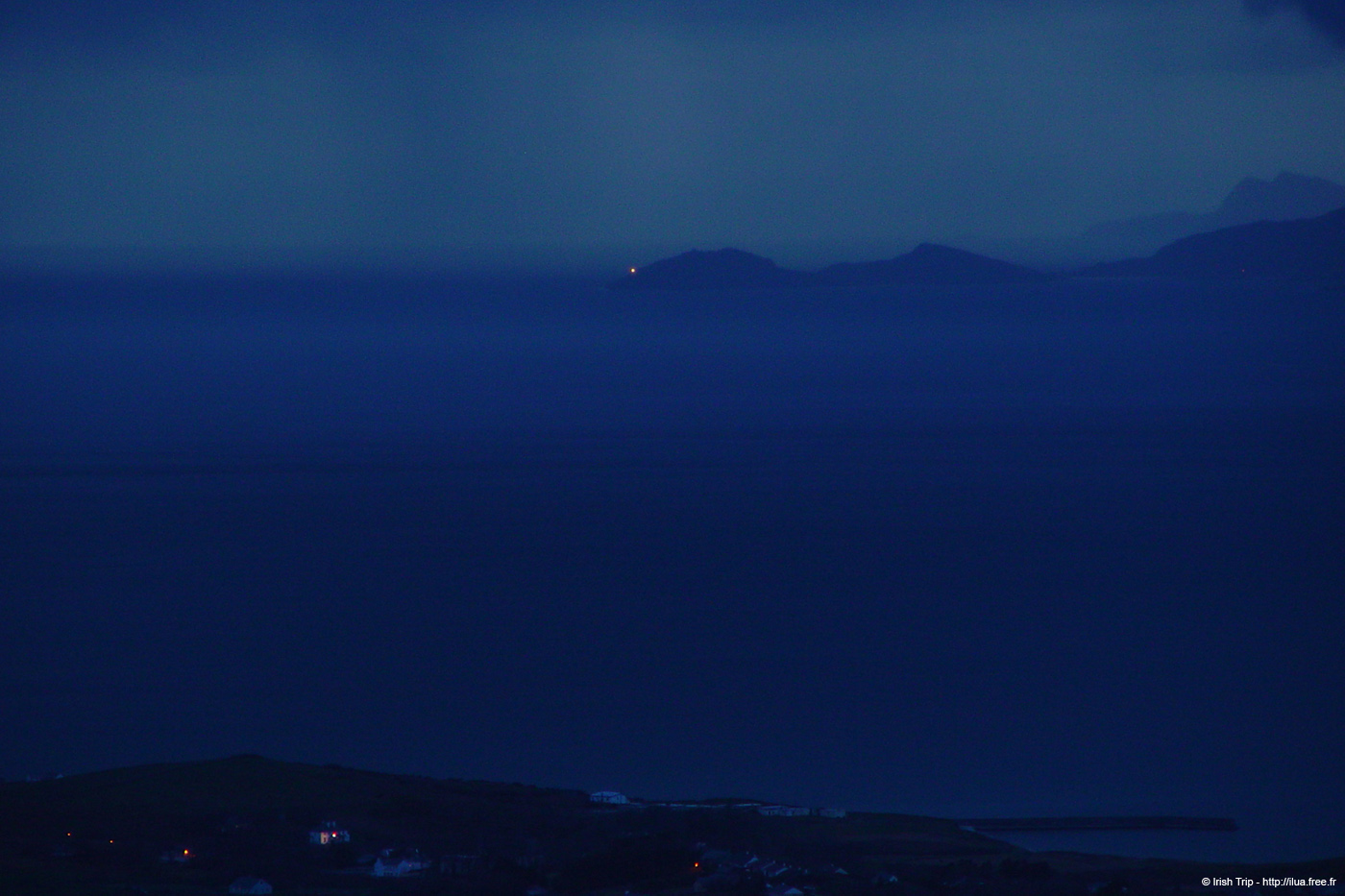 20060331_7_clewbayatnightfallfromcroaghpatrick_3