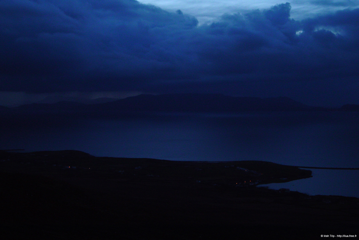 20060331_7_clewbayatnightfallfromcroaghpatrick_4