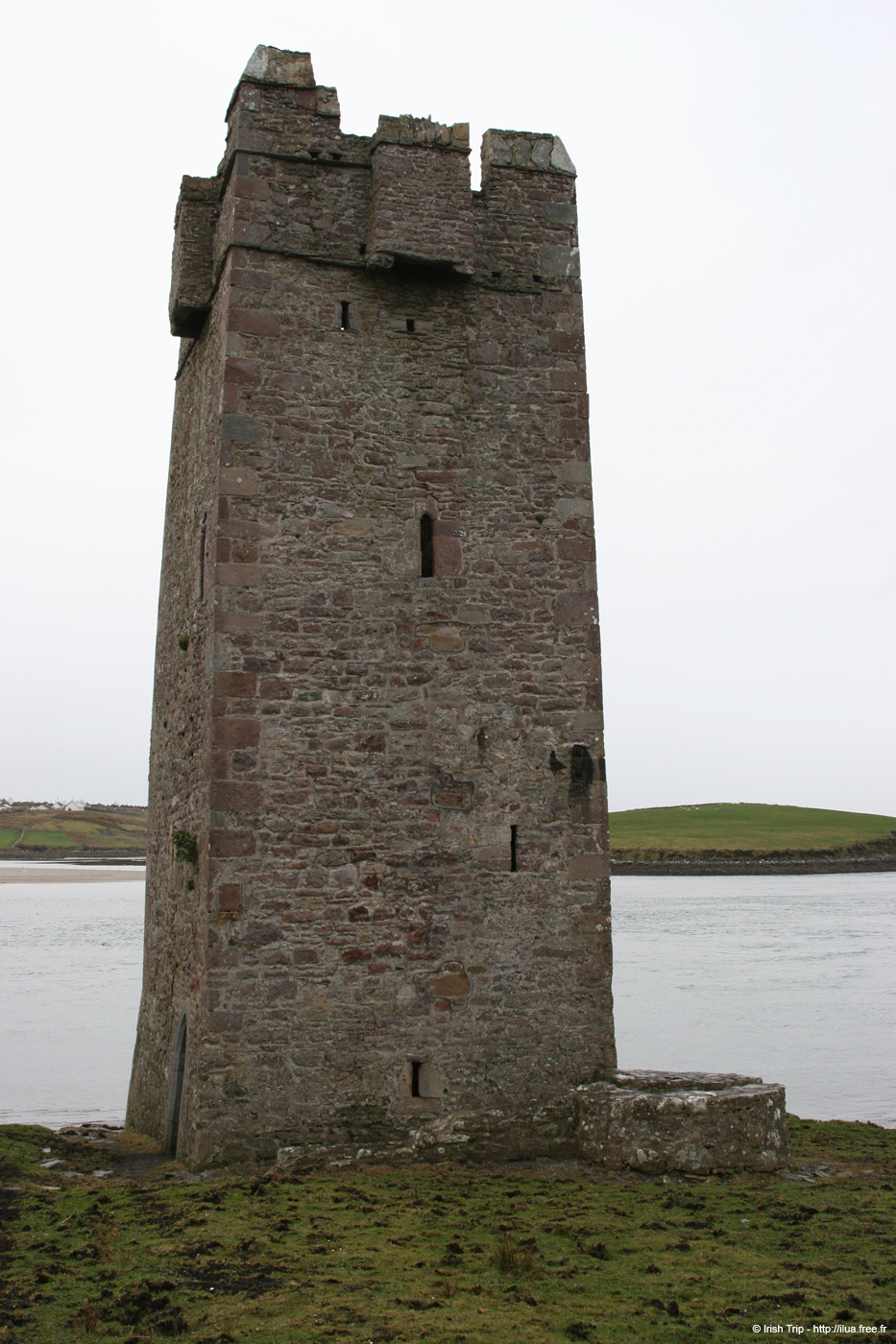 20060331_achillsound_cloghmorecastle_1