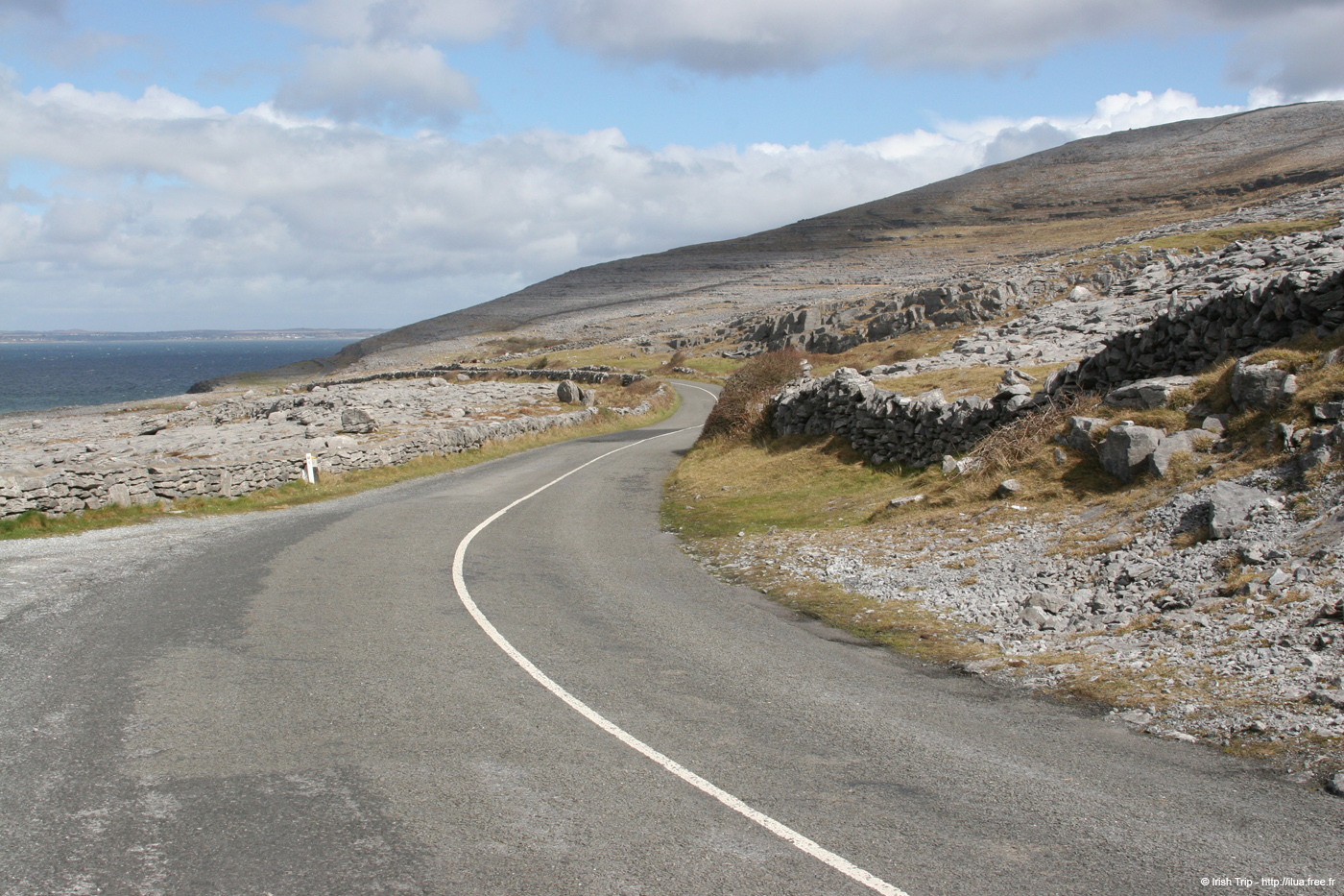 20060402_clare_burren_1_road479_2