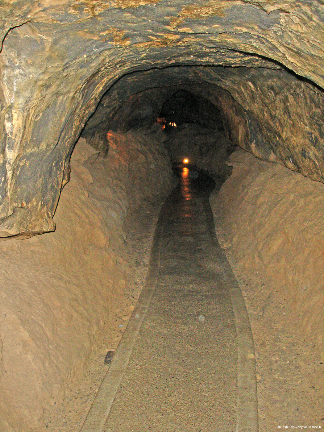 20060402_clare_burren_ailweecave_05_in
