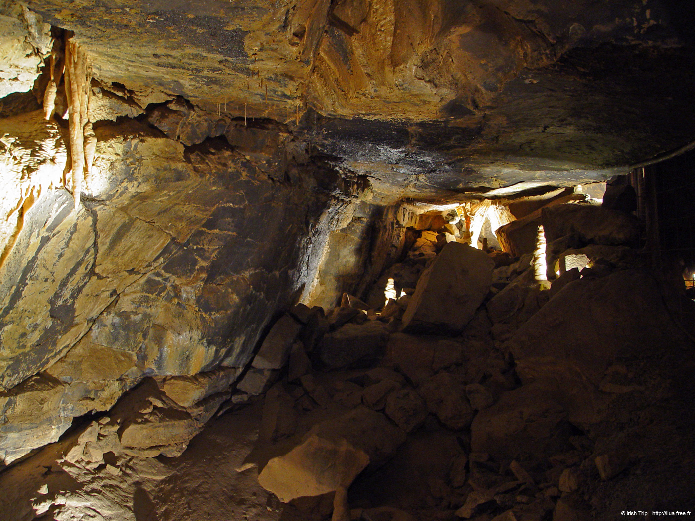 20060402_clare_burren_ailweecave_15_in