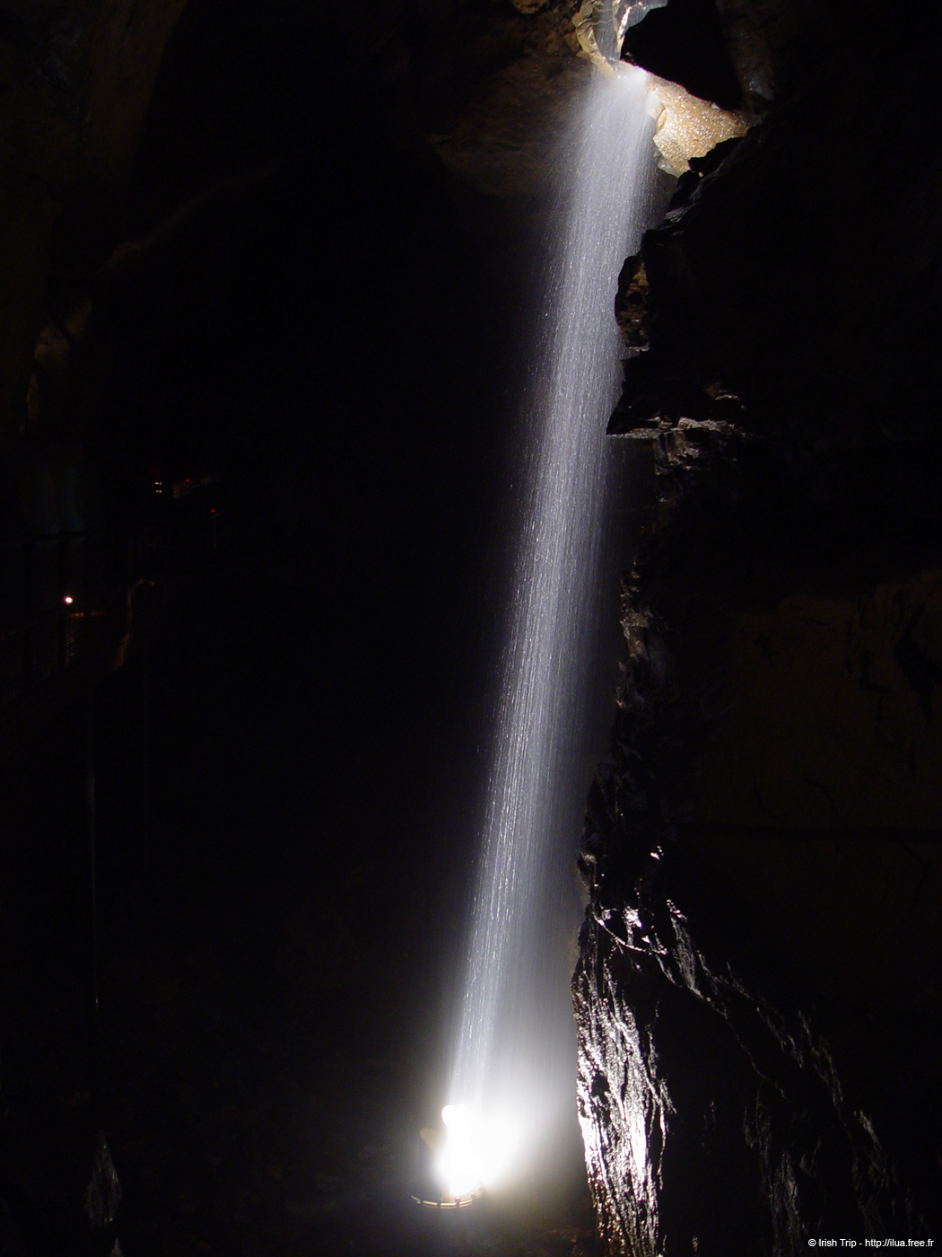 20060402_clare_burren_ailweecave_18_in