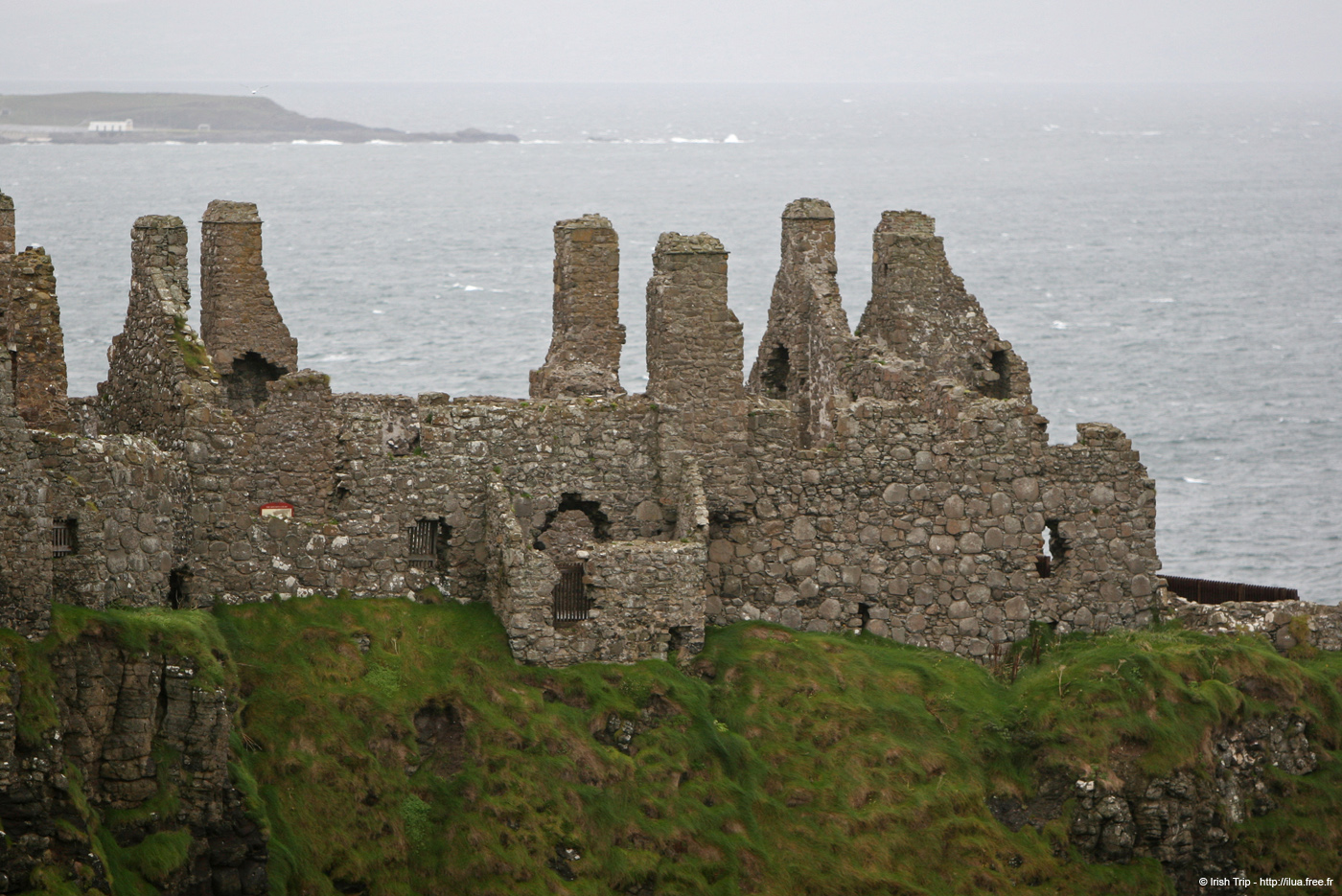 20081007_dunlucecastle06