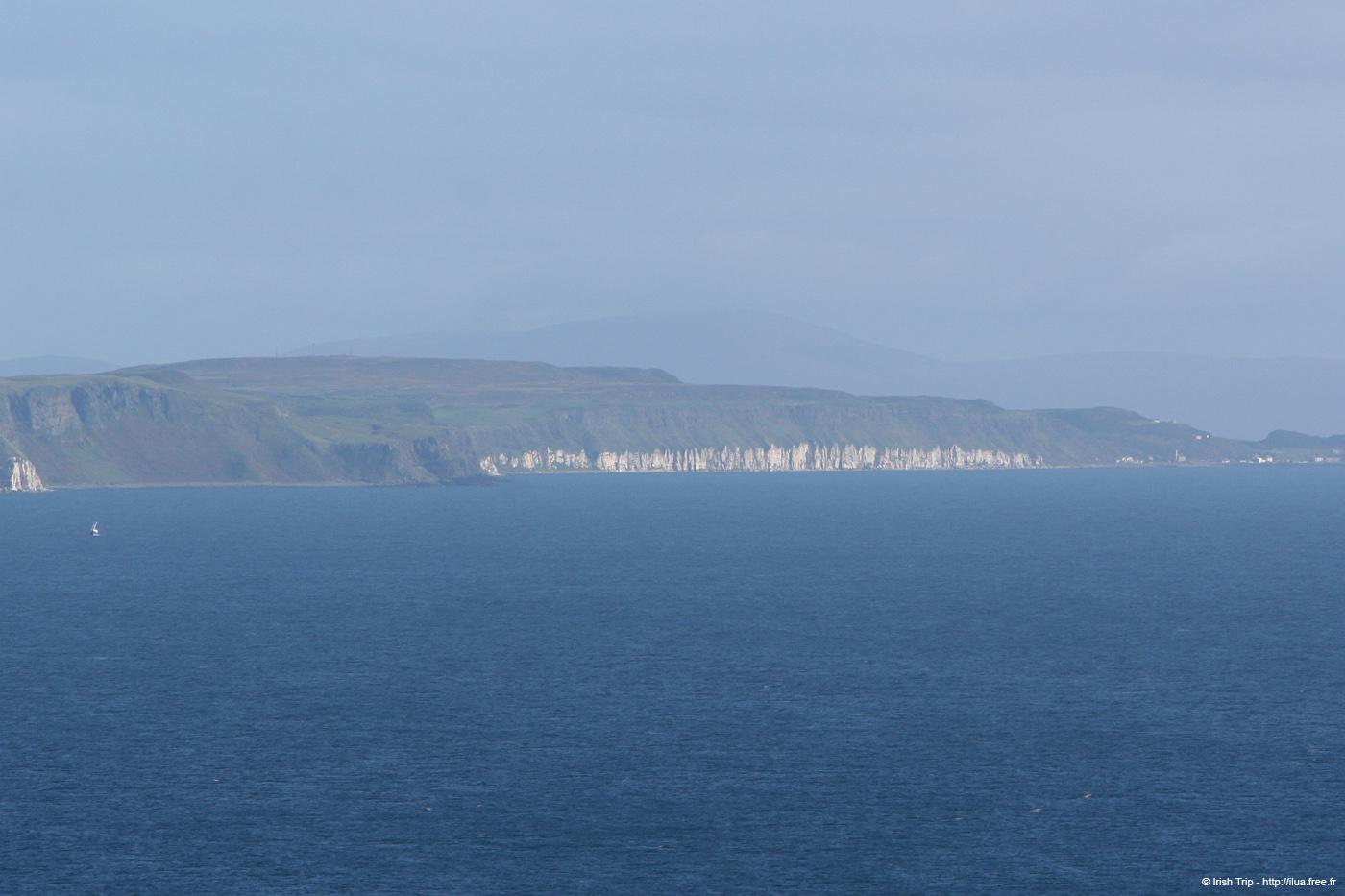 20081008_benbanecliffpath75rathlinisland