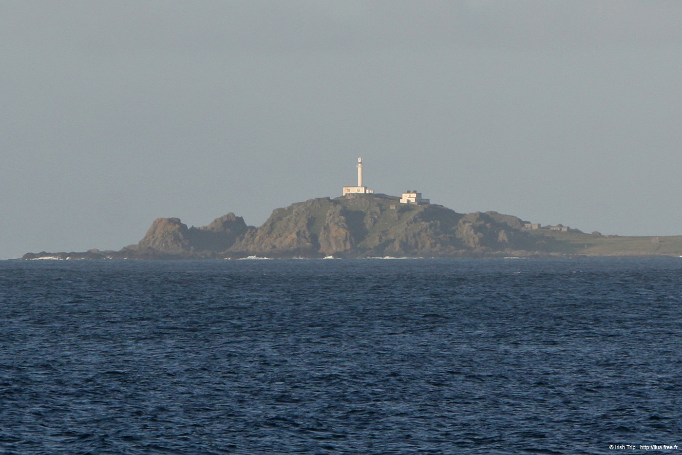 20081008_inishtrahulllighthouse