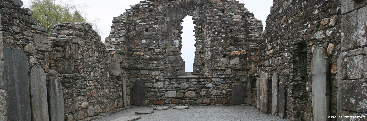 20120504_glendalough_cathedral03pano