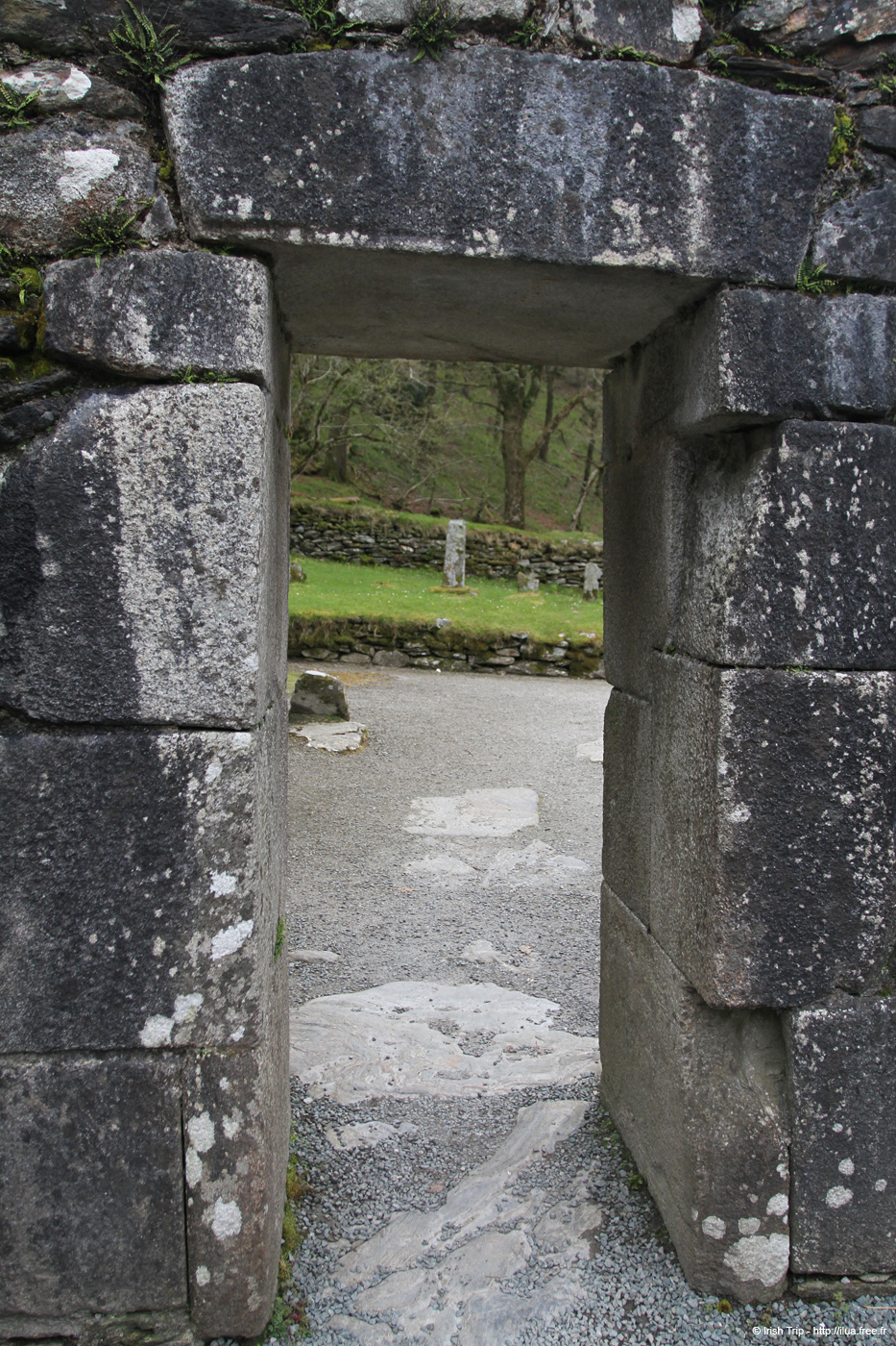 20120504_glendalough_reefertchurch07