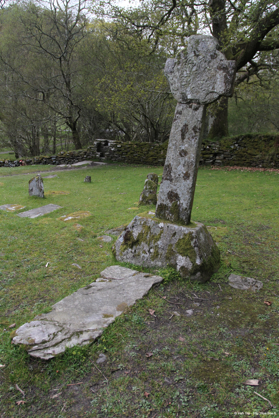 20120504_glendalough_reefertchurch09