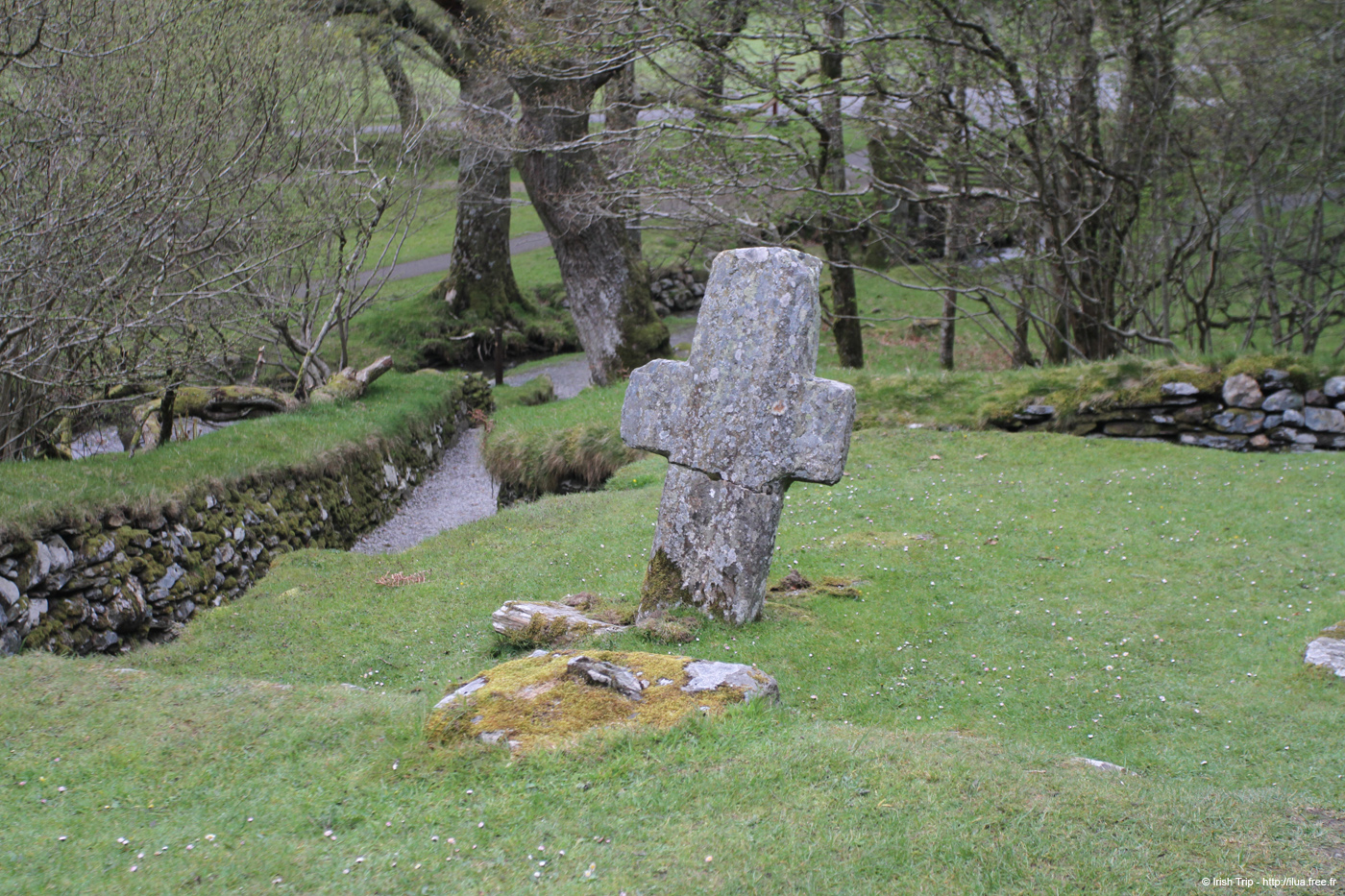 20120504_glendalough_reefertchurch13