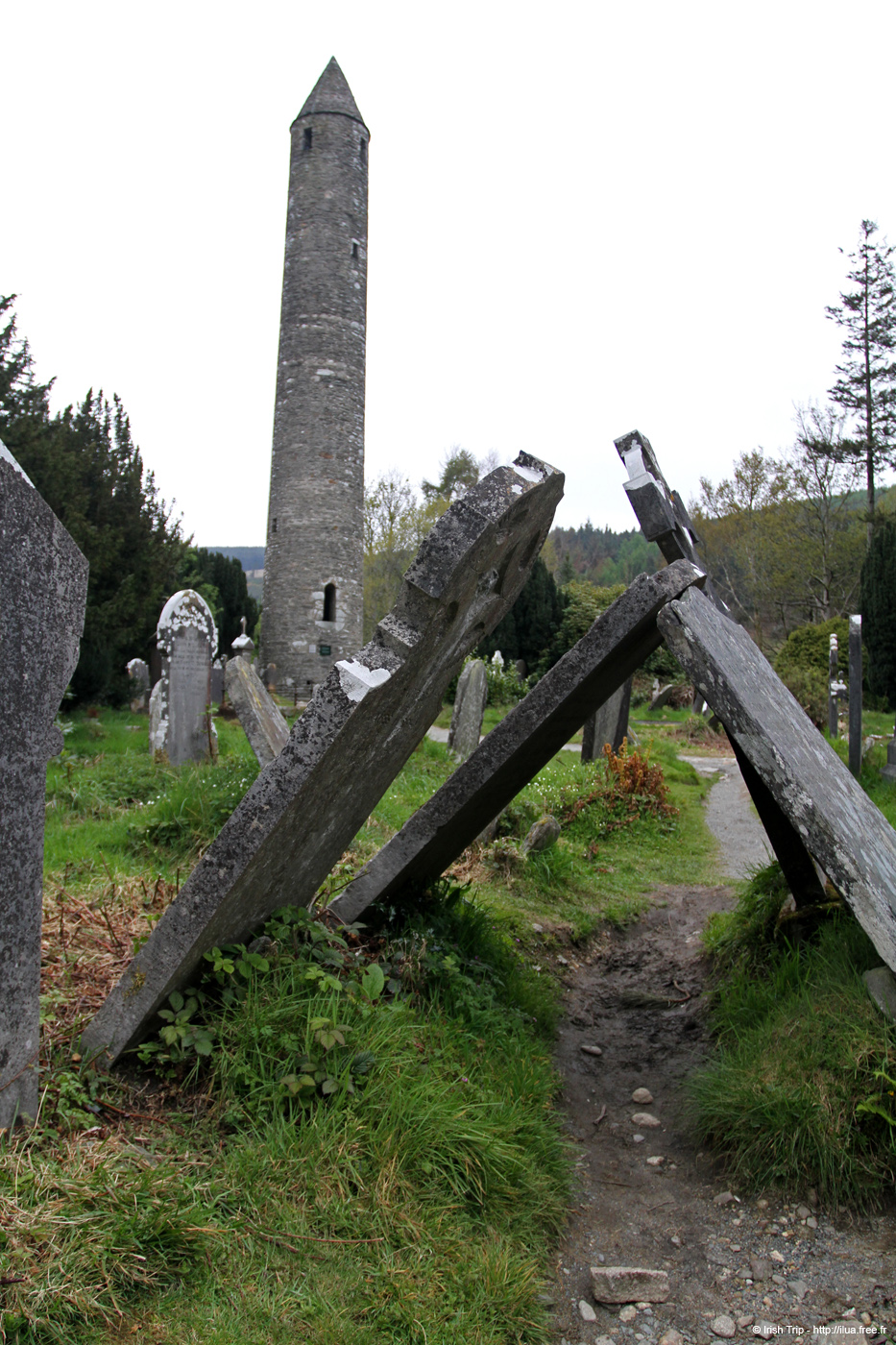 20120504_glendalough_roundtower05