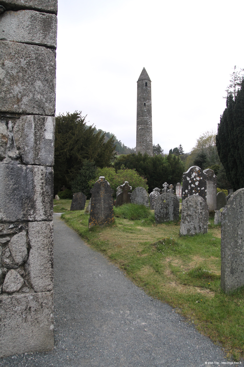 20120504_glendalough_roundtower08