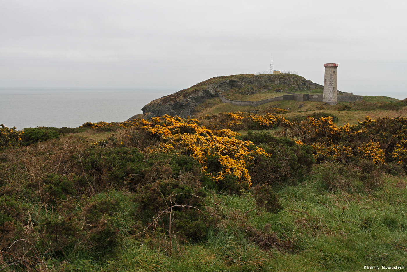 20120504_wicklow_head_oldlighthouseb01