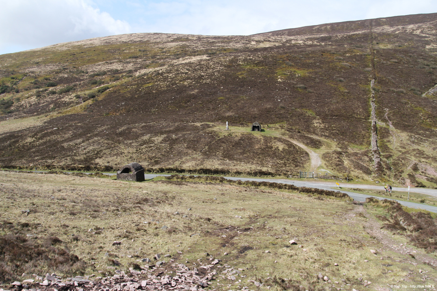 20120505_glentaunemongapfromsugarloafhillslopes1