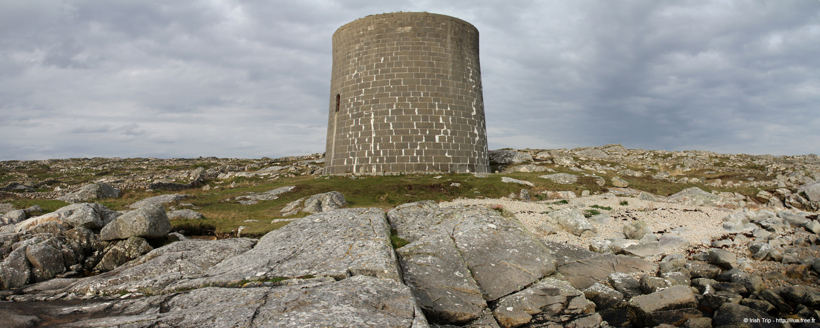 20120505_rossaveelmartellotowerpano1