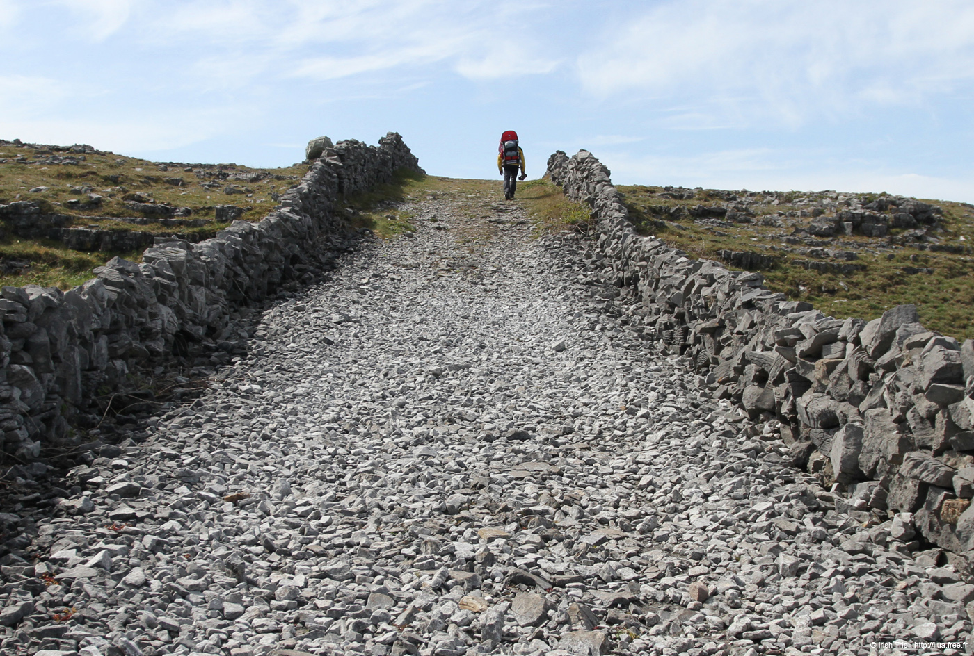 20120507_aranblackfortway3