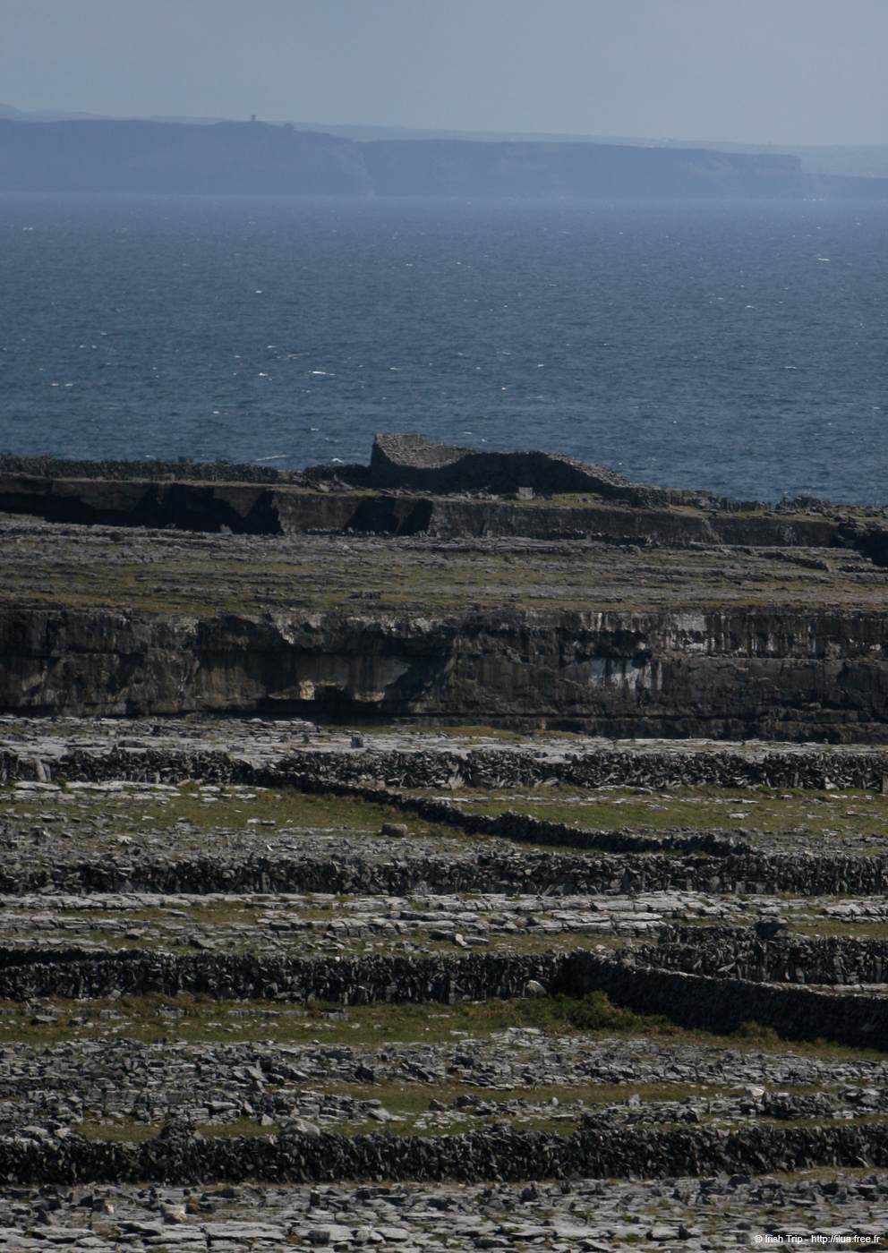 20120507_arandunduchathairfromoghill3