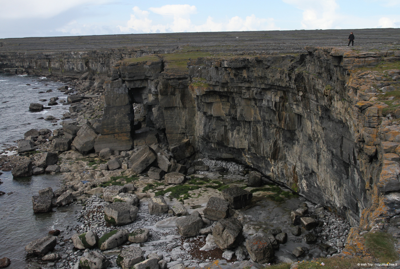 20120507_aranpollnabriskenagharchfromeast09