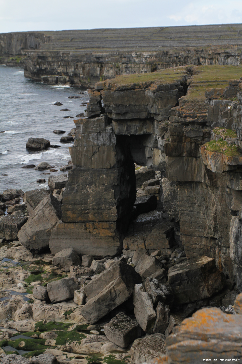 20120507_aranpollnabriskenagharchfromeast15