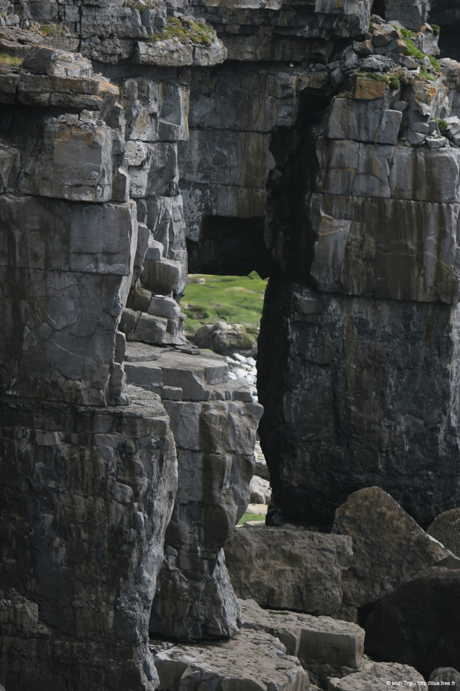 20120507_aranpollnabriskenagharchfromw01