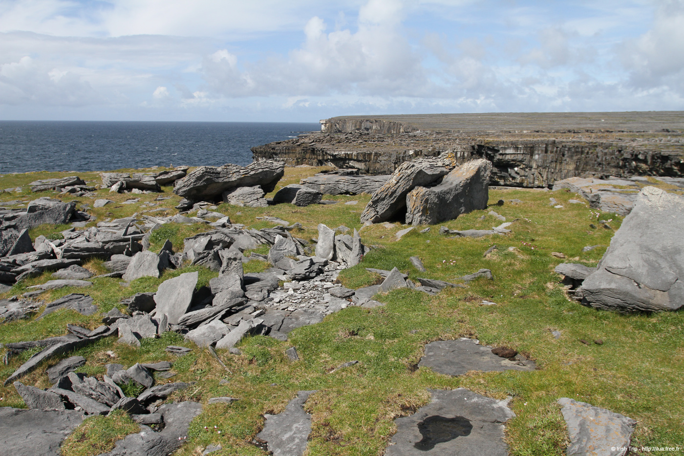 20120507_aranpollnabriskenaghcliffedge13