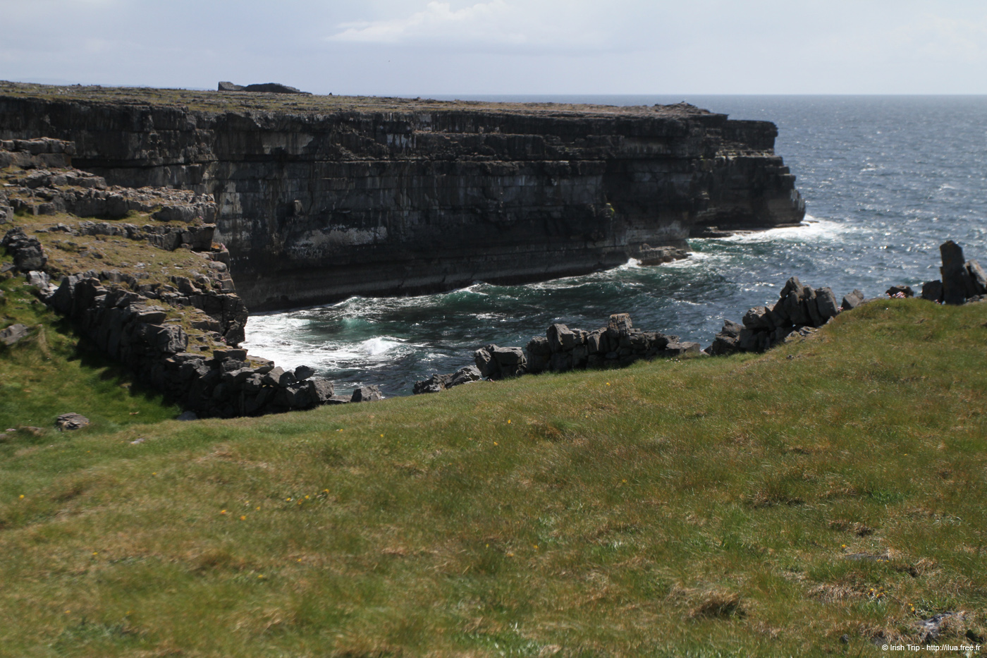 20120507_aranpollnabriskenaghcliffedgetoeast14
