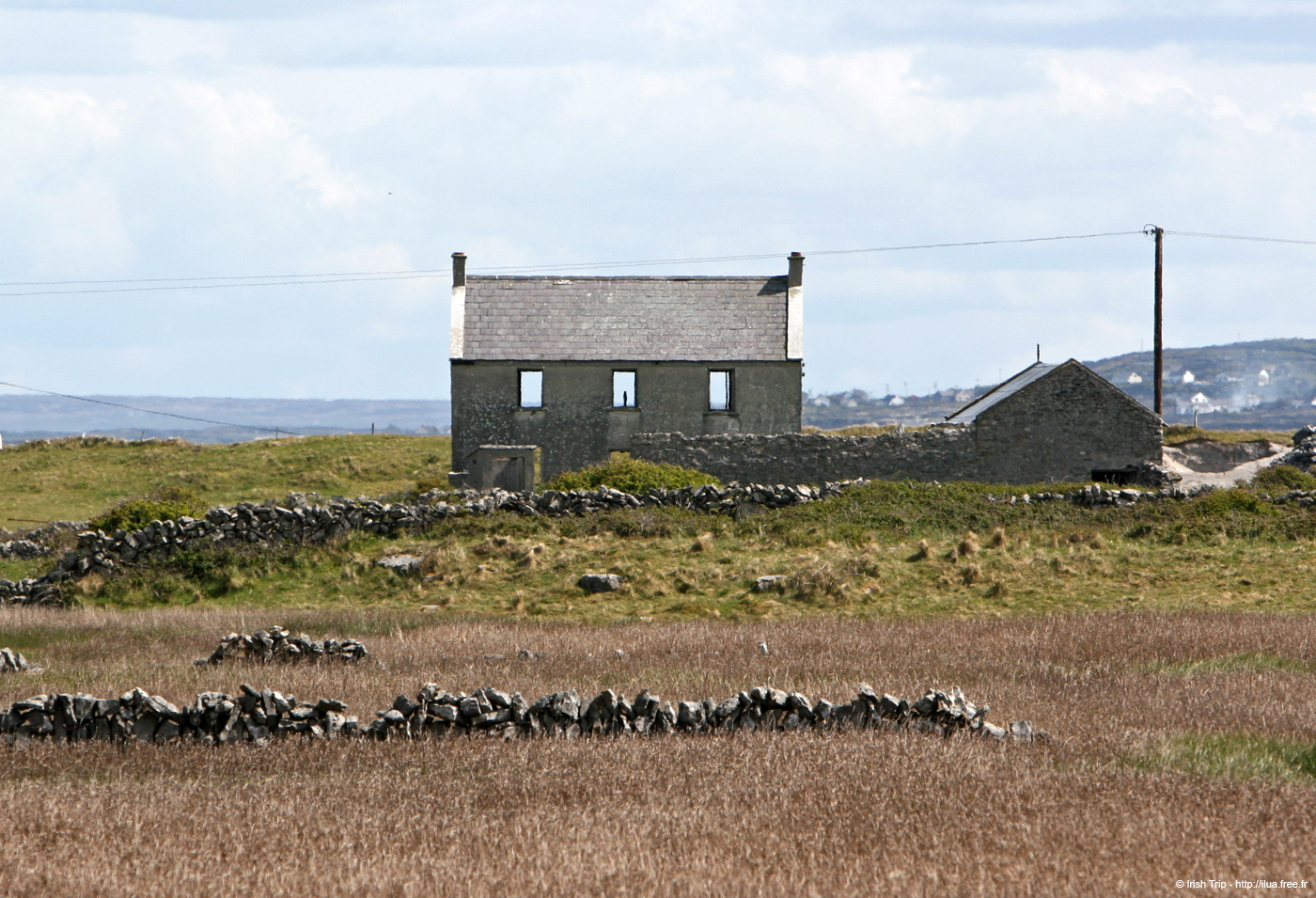 20120508_aranbarfeentahousewithoutwindows
