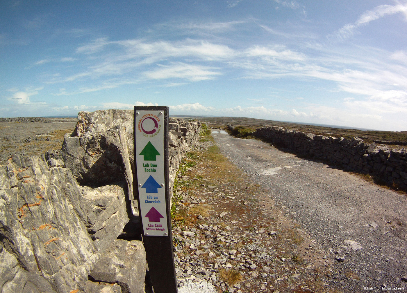 20120508_aranoghillcentralpathsign1