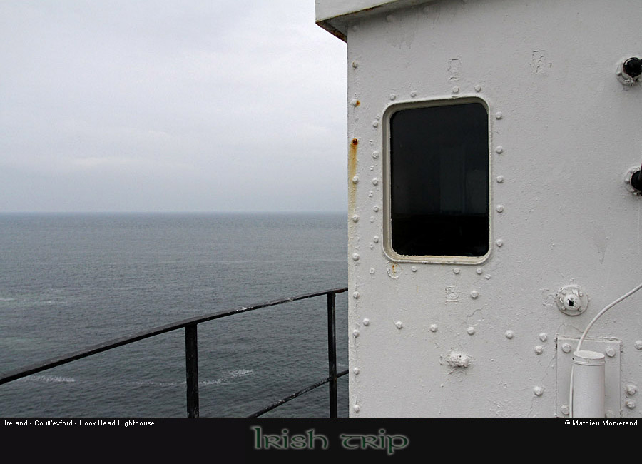 hookheadlighhousetop2