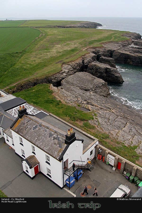 hookheadlighhousetop3