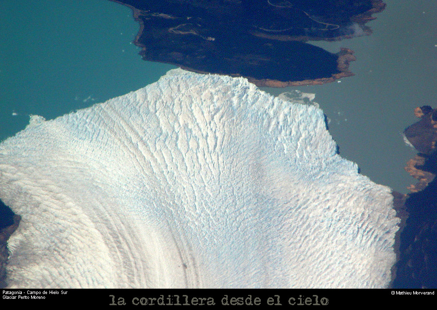 088_51_avionperitomoreno